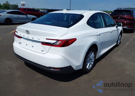 2025 Toyota Camry Le из США, поврежденный, VIN 4T1DBADK5SU522465